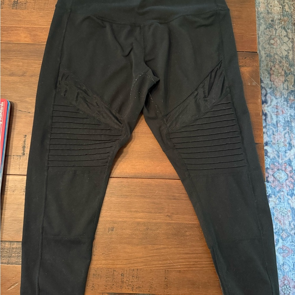 Zella Black Joggers with Ribbed Detail